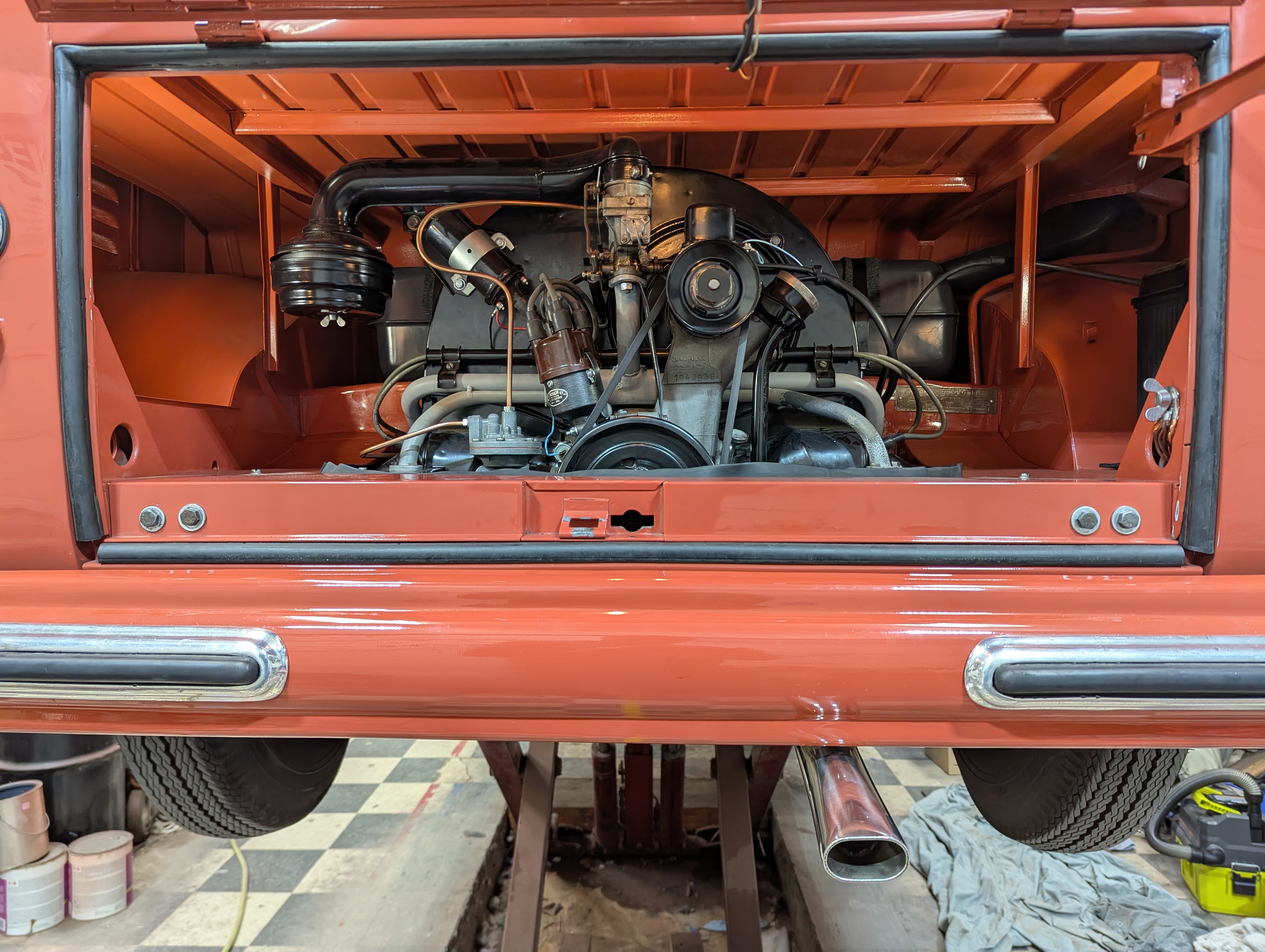 1957 Volkswagen Bus 23-Window Deluxe 4